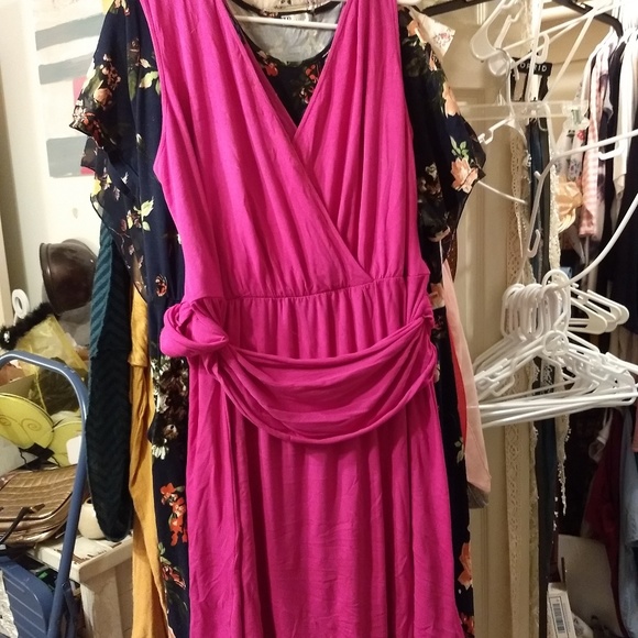 Magenta dress - Picture 1 of 1